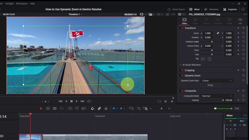 DaVinci Resolve Dynamic Zoom editor showing the green and red zoom boxes on a video clip