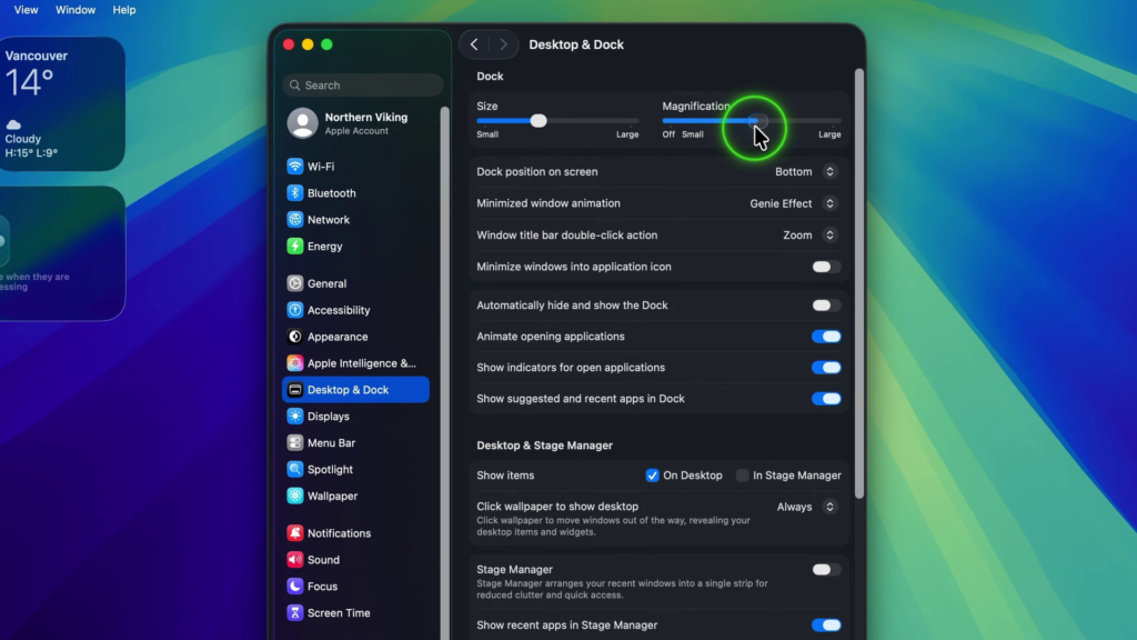 Mac Desktop & Dock settings showing the Magnification slider used to turn Dock magnification on or off.